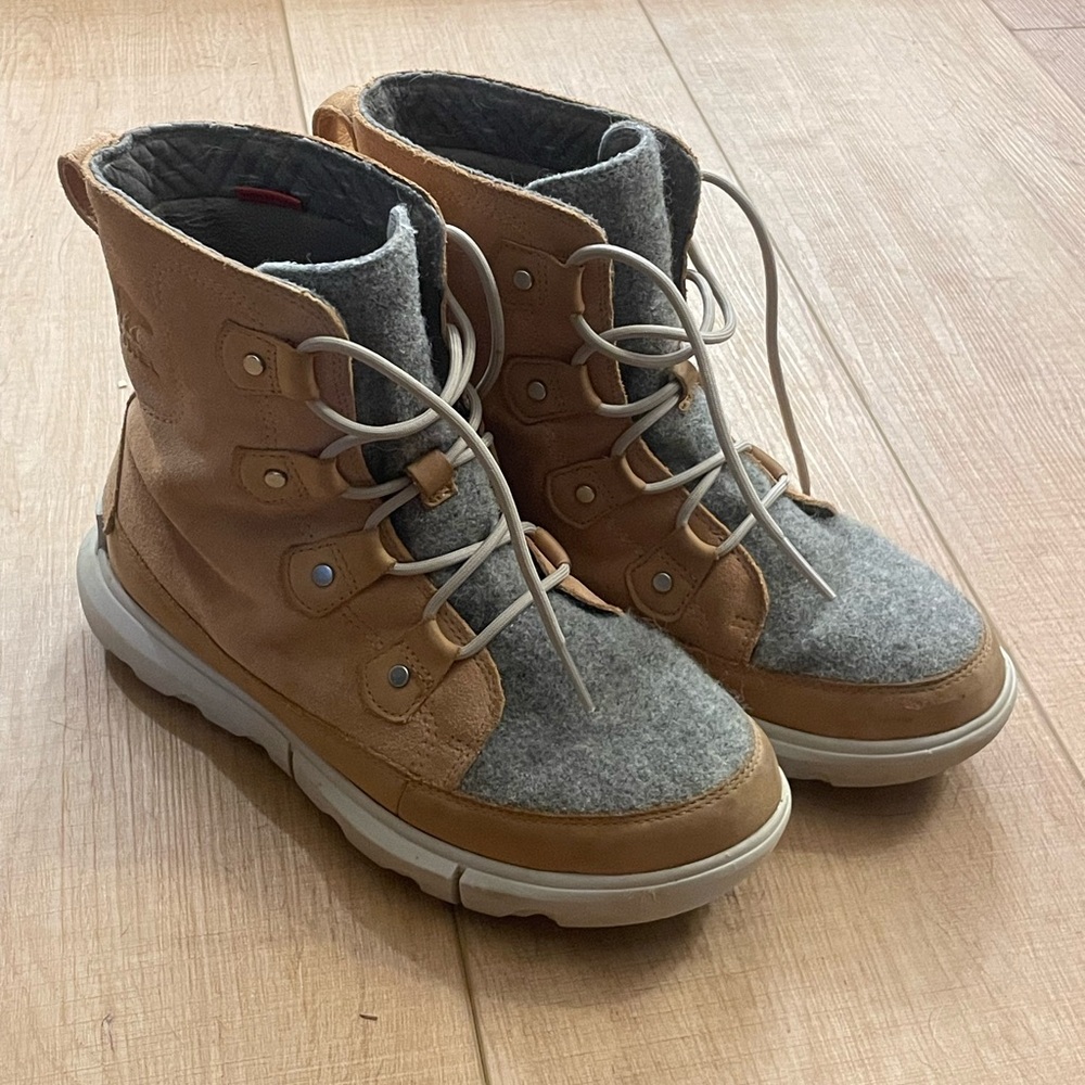 Sorel Explorer II Joan Gray and Tan Boot